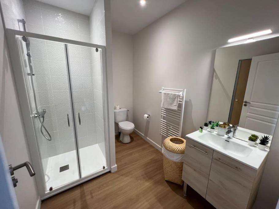 Appartement Centre Ville * Terrasse * Clim * Wifi * Haut De Gamme * Angouleme Exterior photo